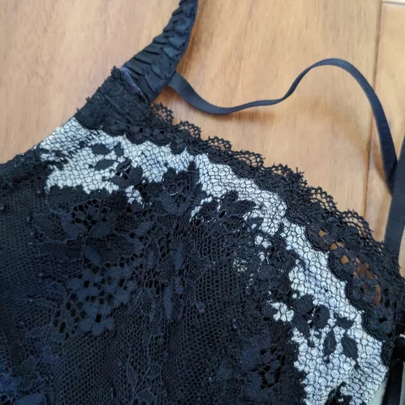 Stunning like-new Charade bra and panties - Picture 2 of 8